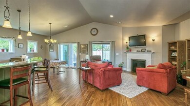 1479 Foxwood Dr, Medford, OR 97504 - photo 6