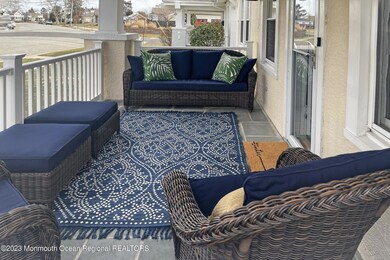 Covered Front Porch