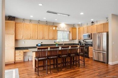 10558 Wagon Box Cir, Highlands Ranch, CO 80130 - photo 3