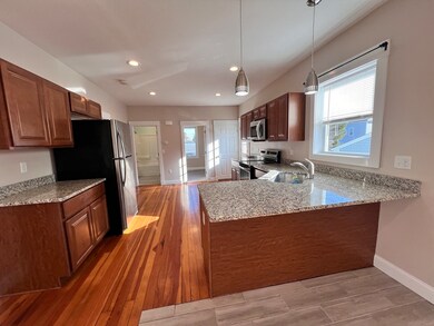 110 Osborne St unit 1, South Dartmouth, MA 02748 - photo 3