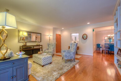 4845 Living Room, Dining Room