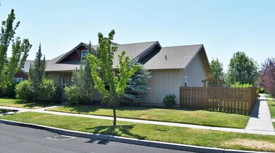 20675 Jayhawk Ln, Bend, OR 97702 - photo 2