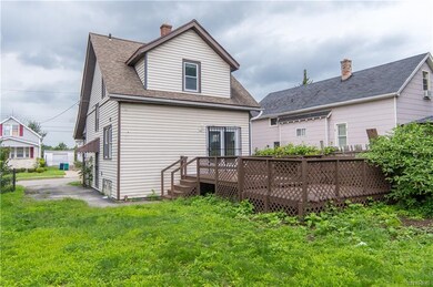 Nice sized yard with large rear deck