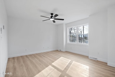 1049 Laura St, Schenectady, NY 12306 - photo 3