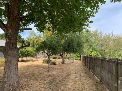 500 Maple Ct, Amity, OR 97101 - photo 2