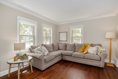 852 S Spring Rd, Elmhurst, IL 60126 - photo 3