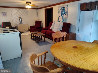 422 Rolando Dr, Colonial Beach, VA 22443 - photo 4