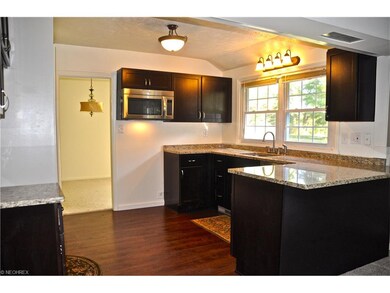 Newly renovated kitchen with great work and entert