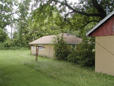 311 S Meridian St, Ingalls, IN 46048 - photo 2