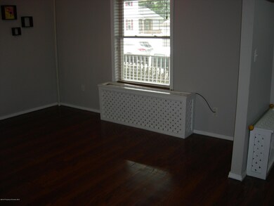 1709 Hawthorne St, Scranton, PA 18504 - photo 5