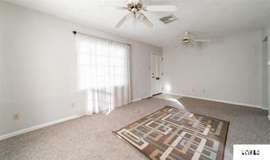 425 5th St, Lincoln, IL 62656 - photo 3