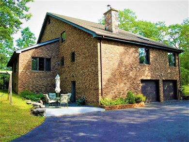 190 Oak Ridge Dr, Milford, PA 18337 - photo 3