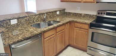 8607 Wintergreen Ct unit 207, Odenton, MD 21113 - photo 4