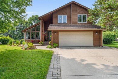 978 Merrimac Cir, Naperville, IL 60540 - photo 2