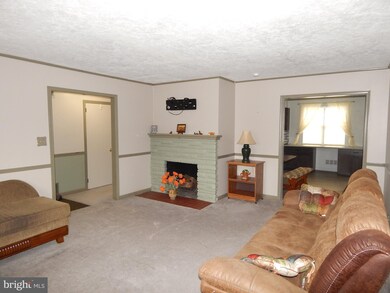 29 Whitehall Cir, Wilmington, DE 19808 - photo 2