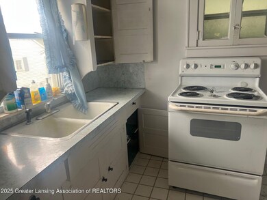 907 Lenore Ave, Lansing, MI 48910 - photo 7