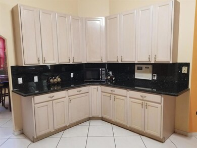granite kitchen