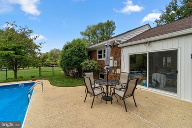 1203 Ednor Rd, Silver Spring, MD 20905 - photo 5