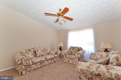 237 Sandhill Rd, Essex, MD 21221 - photo 6