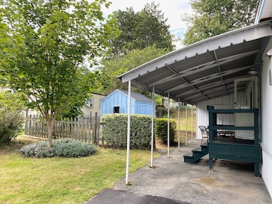 42 Adams Rd unit 25, Greenfield, MA 01301 - photo 5