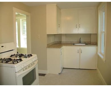82 Pleasant St unit 84, Hopkinton, MA 01748 - photo 3