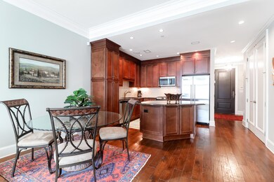 7 - Dining-Kitchen