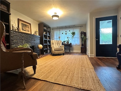 110 Wilhelm Dr, Monaca, PA 15061 - photo 5