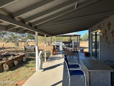 5751 S Red Tail Ln, Hereford, AZ 85615 - photo 4