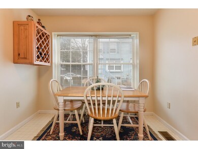 102 Gateway Dr unit 12, Newark, DE 19711 - photo 5