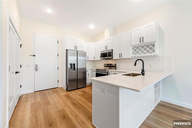 51 Queen Anne Rd unit 312, Bogota, NJ 07603 - photo 5