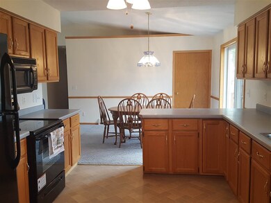 2437 Charmany Way, Mc Farland, WI 53558 - photo 7