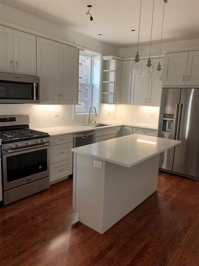 2218 W Cortez St unit 1, Chicago, IL 60622 - photo 2