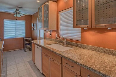 4036 E Clarendon Ave Phoenix-large-008-1