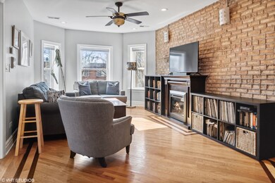 6301 N Richmond St unit 2, Chicago, IL 60659 - photo 3