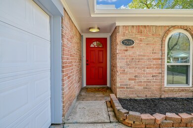 7515 Ashmole Ln, Houston, TX 77088 - photo 6