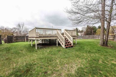 8 Windsor Dr, Litchfield, NH 03052 - photo 5