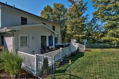 501 Buckingham St, Moscow, PA 18444 - photo 3