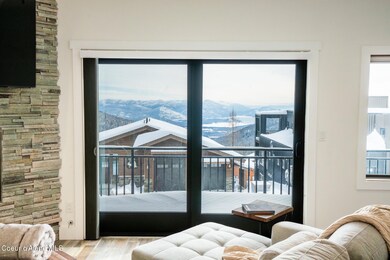 north side living room photo 98