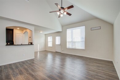 9350 Valley Tree Ln, Houston, TX 77089 - photo 4