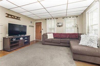 657 Chestnut St, Emmaus, PA 18049 - photo 5