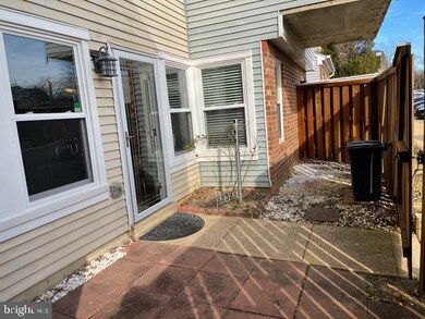 4370 Pembrook Village Dr unit 79, Alexandria, VA 22309 - photo 7