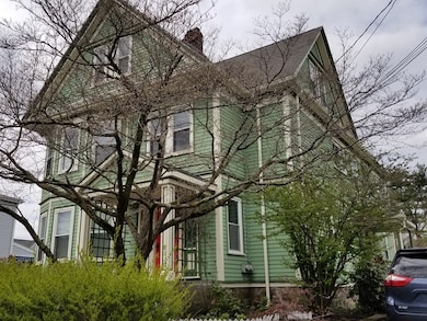 187 Auburndale Ave unit 1, Auburndale, MA 02466 - photo 2