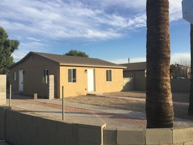 6745 N 54th Ave, Glendale, AZ 85301 - photo 2