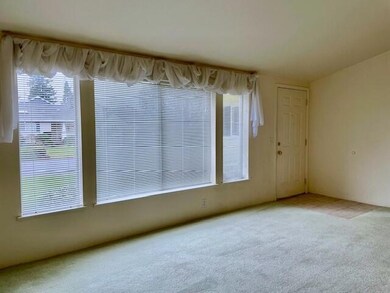 Living Room 5
