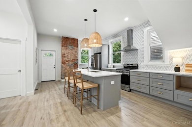 871 Hutchins Ave, Cincinnati, OH 45229 - photo 6