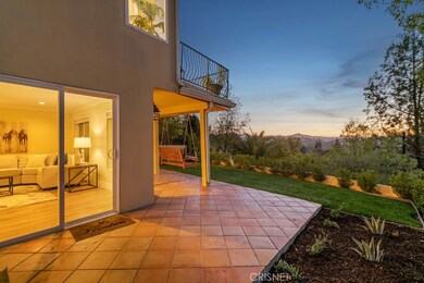 4927 Alatar Dr, Woodland Hills, CA 91364 - photo 2