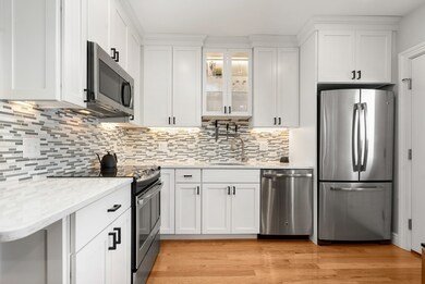 214 E Eagle St unit 5, Boston, MA 02128 - photo 3