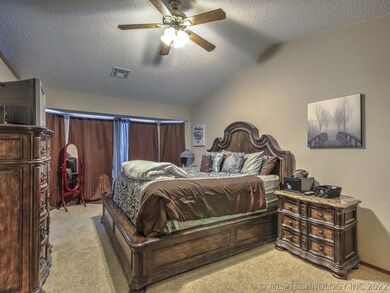 4105 S Redbud Ave, Broken Arrow, OK 74011 - photo 4