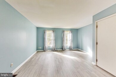 6520 Ducketts Ln, Elkridge, MD 21075 - photo 2