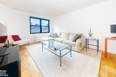 Victoria House unit 11L, New York, NY 10016 - photo 2